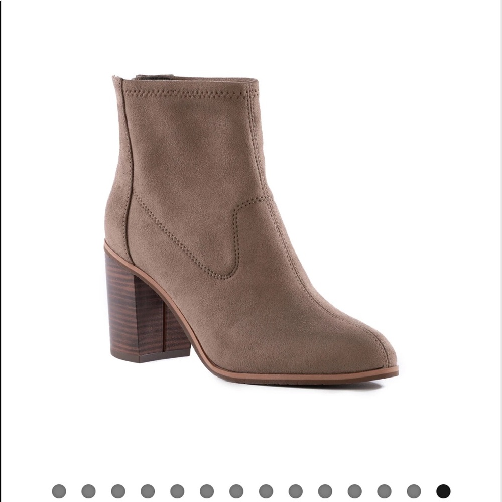 Women’s Booties 7.5